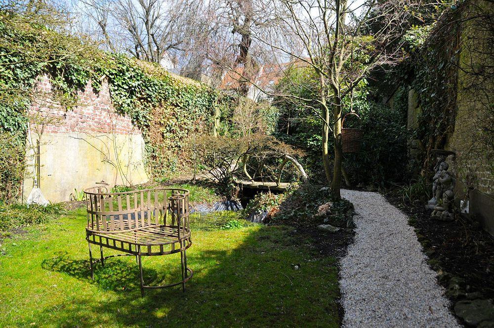 B&B Villa Leopoldine Brussels Guesthouse Иксель Экстерьер фото